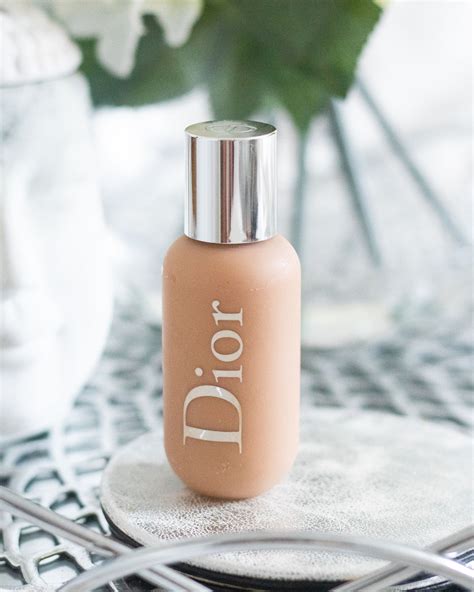 Review: Dior Backstage Face and Body Foundation (Oily, Acne 